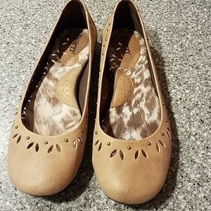Womens Born flats